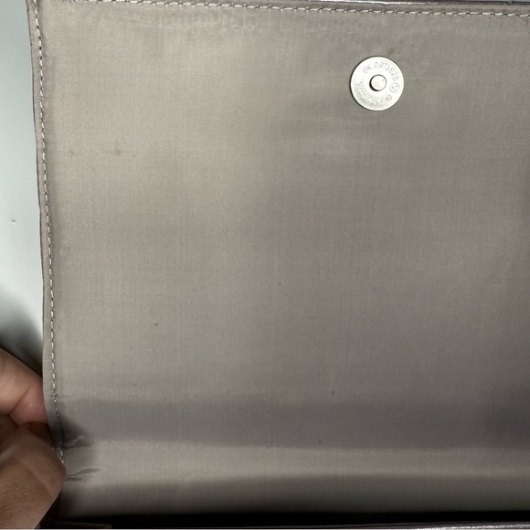Neiman Marcus Silver Quilted Envelop Clutch GUC, 2 spots on inside see pictures - Picture 10 of 12